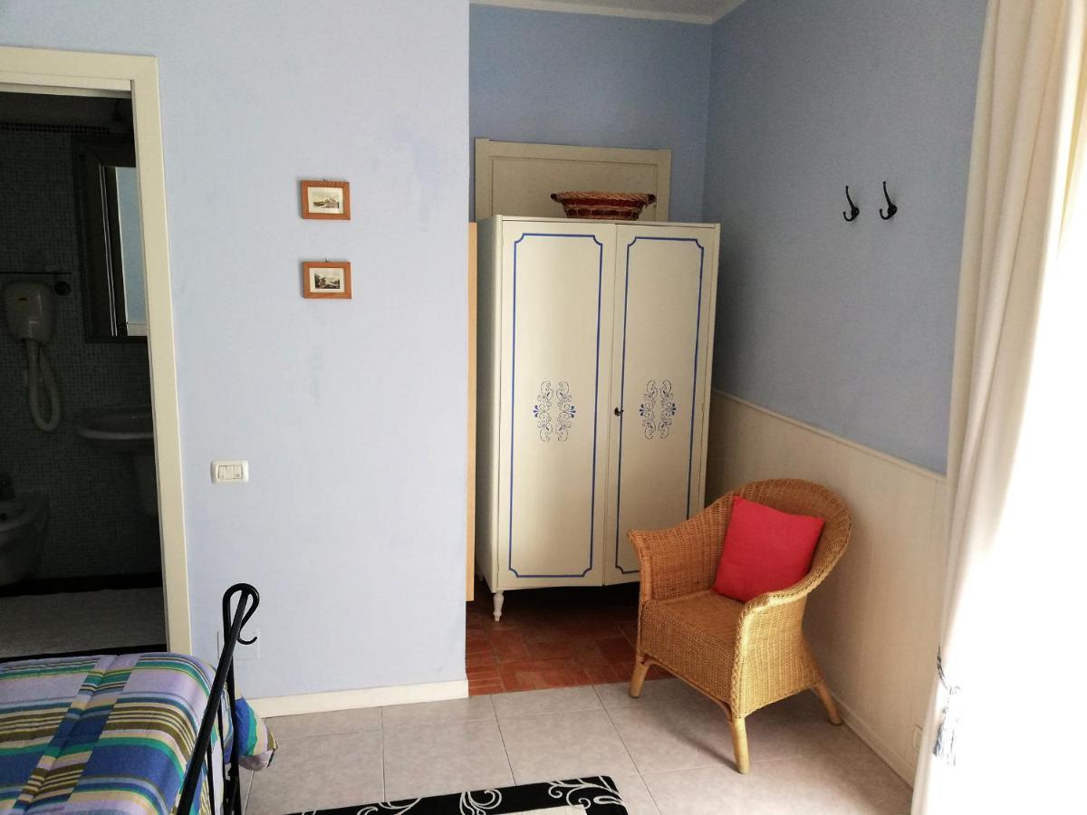 La Ginestra Bed & Breakfast Сироло Екстериор снимка